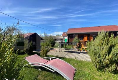 Casă cu 9 camere cu Teren 2752 Mp în Baciu - 1