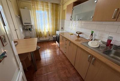 Apartament cu 2 camere decomandat în Energiei - 15