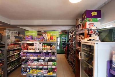 Spațiu comercial, de 163 mp, în Central - 9