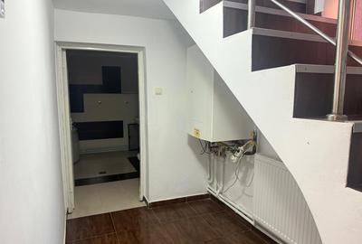 Casă individuală cu 5 camere cu Canalizare în Cetate - 17