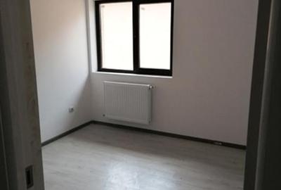 Duplex cu 4 camere cu Canalizare în Prelungirea Ghencea - 7