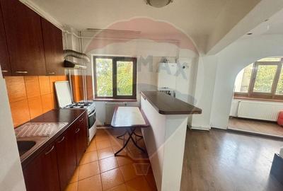 GARSONIERA DE INCHIRIAT-ZONA NORD - 7