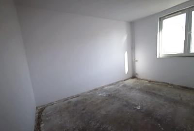 Vanzare 3 cam Obor, Masina de Paine, proaspat zugravit, loc parcare - 7