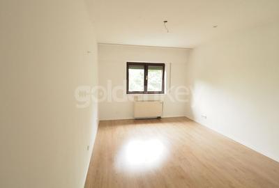 Vila cu deschidere catre lac ideala pentru birouri sau rezidenta - 13