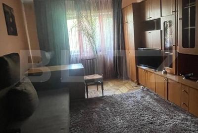 Apartament de vanzare, cu 2 camere decomandat, etaj 1, zona 23 August - 2