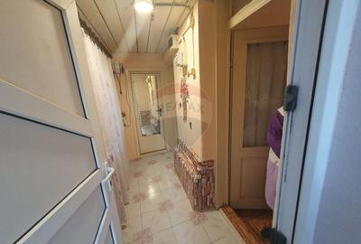 Apartament 2 camere in Casa / Vila de vanzare str. Campia Islaz - 6