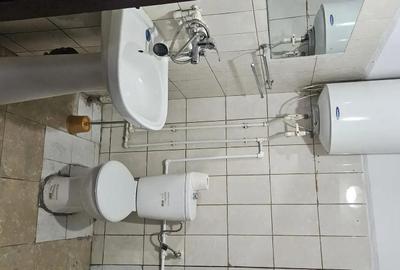 Spațiu comercial, de 160 mp, în Central - 4