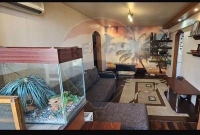 De vanzare apartament 3 camere, Comanesti. - 1