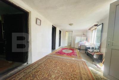 Casa pretabila activitati comerciale, 300 mp, zona Izvorul r - 9