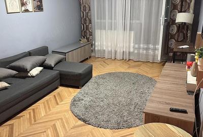 Apartament cu 2 camere decomandat în Războieni