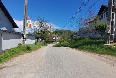 Casă cu 5 camere cu Teren 530 Mp în Davidești - 3