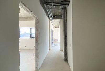 Penthouse cu 4 camere decomandat în Peninsula - 12