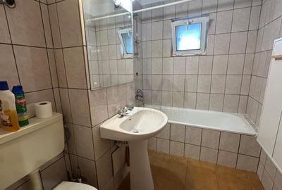 Apartament cu 5 camere decomandat în P-ța Unirii - 15
