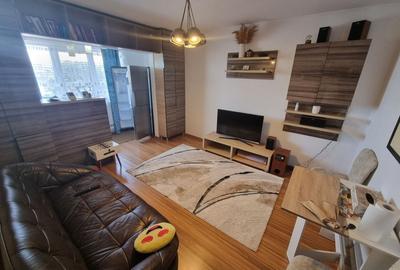 Apartament 2 camere transformat in 3,zona Inel 2 - 4