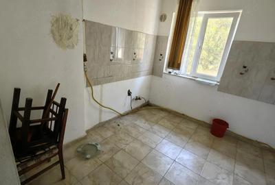 Apartament cu 4 camere decomandat în Central - 7