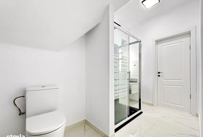 Casă cu 6 camere cu Teren 534 Mp în Central - 15