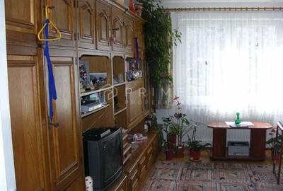 Apartament 3 camere cu 2 băi – mobilat, utilat, 400 €/lună - 2