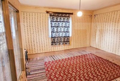 Casă cu 2 camere cu Teren 1223 Mp în Ozun - 8