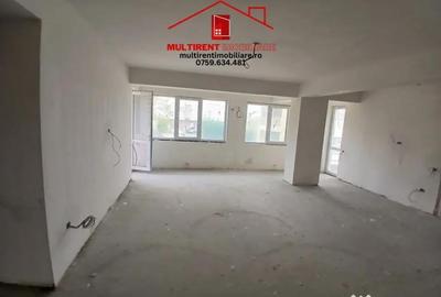Apartament cu 4 camere decomandat în Peco - 4