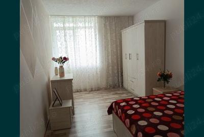 Inchiriere apartament 2 camere semidecomandat in PITESTI NORD