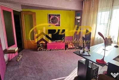 Apartament cu 3 camere decomandat în Central - 4