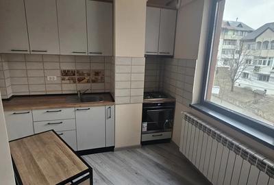 Inchiriez apartament cu 3 camere - 4