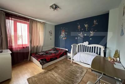 Casă cu 7 camere cu Teren 230 Mp în Central - 4