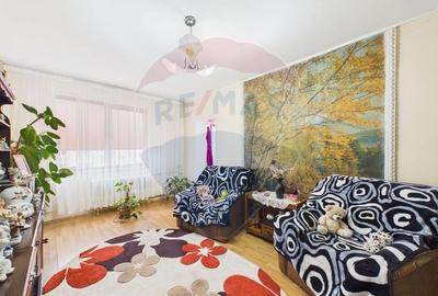 Apartament cu 4 camere semidecomandat în Rahova - 9