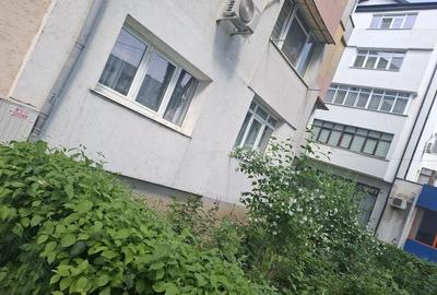 Apartament cu 2 camere decomandat în Central - 2