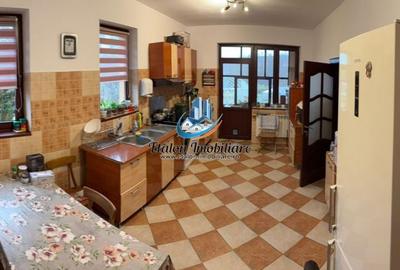 Casă cu 4 camere în Bucium - 14