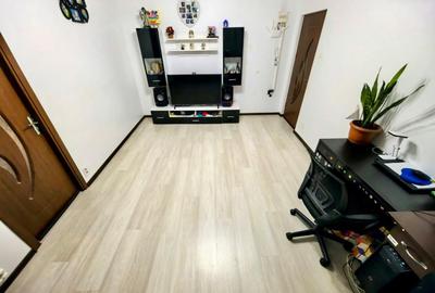 Apartament cu 3 camere semidecomandat, mobilat în Tomis Nord - 2