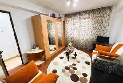 Garsonieră decomandată în Central - 1