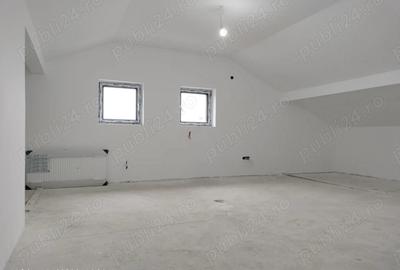 Casă cu 6 camere în Balotești