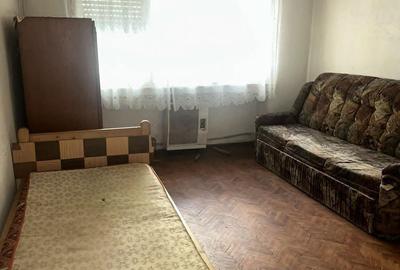 Apartament cu 2 camere semidecomandat în Micro 16 - 4
