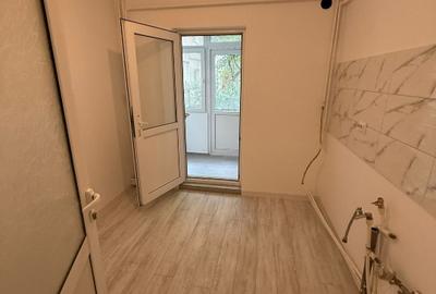 Apartament cu 3 camere decomandat în Nicolina - 2