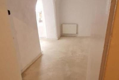 Apartament cu 3 camere nedecomandat în Central - 3