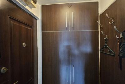 Apartament cu 3 camere semidecomandat în Berceni - 3