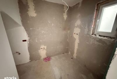 Casă cu 4 camere cu Teren 270 Mp în Glina - 12