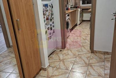 Garsonieră decomandată în Apărătorii Patriei