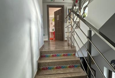 Casa individuala 7 camere cu 3 bai langa metrou - 14