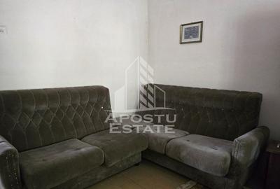 Casă cu 5 camere cu Teren 1620 Mp în Central - 4