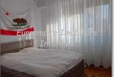 De vanzare apartament cu 3 camere, zona ICIL - 3