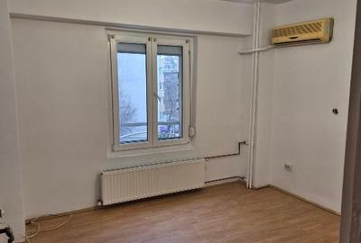 Apartament cu 4 camere decomandat în Lujerului - 12