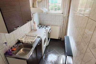 Garsonieră decomandată în Lacul Tei - 10