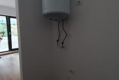 Garsonieră decomandată în Central - 1