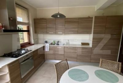 Casă cu 7 camere cu Teren 1200 Mp în Unirea - 2