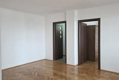 Apartament semidecomandat în Romană - 2