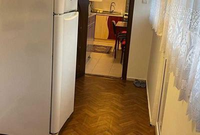 Apartament cu 3 camere semidecomandat în Poarta 6 - 6