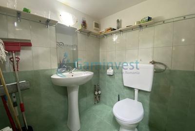 Spațiu comercial, de 31 mp, în Central - 4