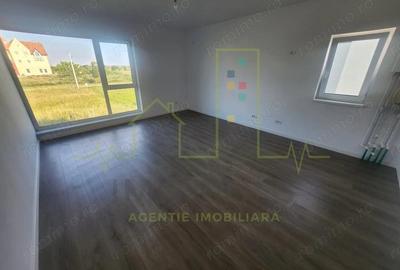 Apartament in Vila. Gradina proprie 150 mp. Terasa. 20.66 - 3